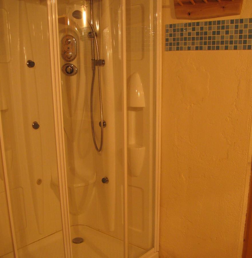 Zimmer Mit Sauna Und Kochgelegenheit Rott エクステリア 写真